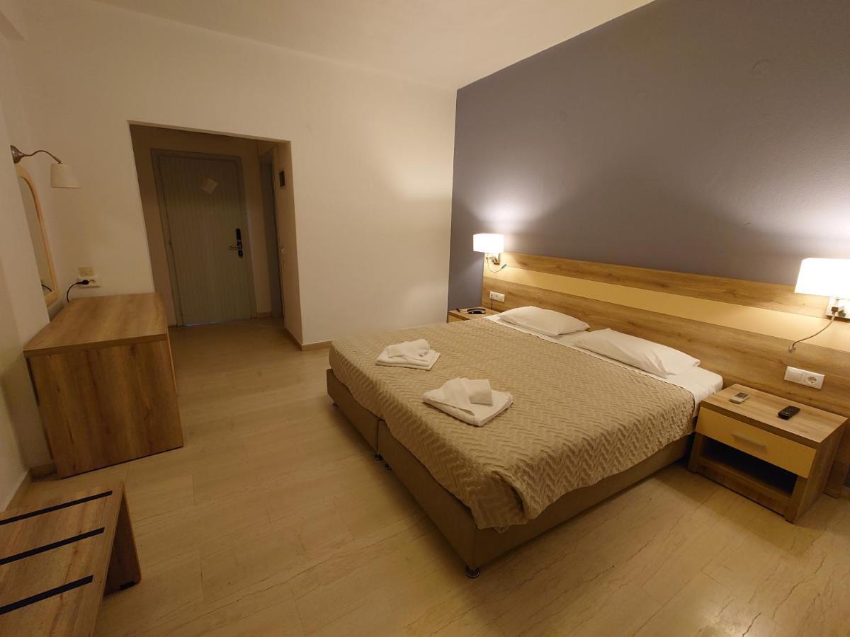 Ifigenia Hotel Skiathos Exterior photo