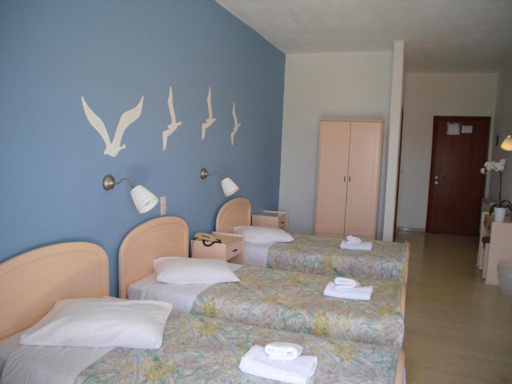 Ifigenia Hotel Skiathos Room photo